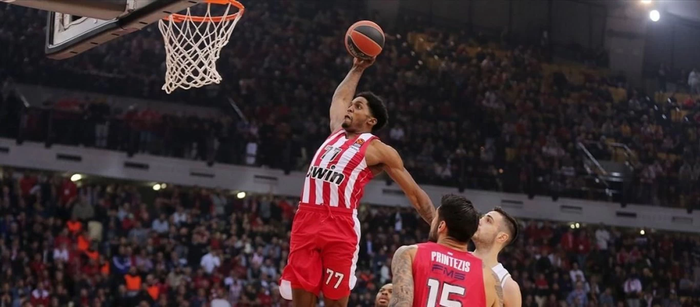 Ολυμπιακός: Στην Ελλάδα ο Σακίλ ΜακΚίσικ (φωτό)